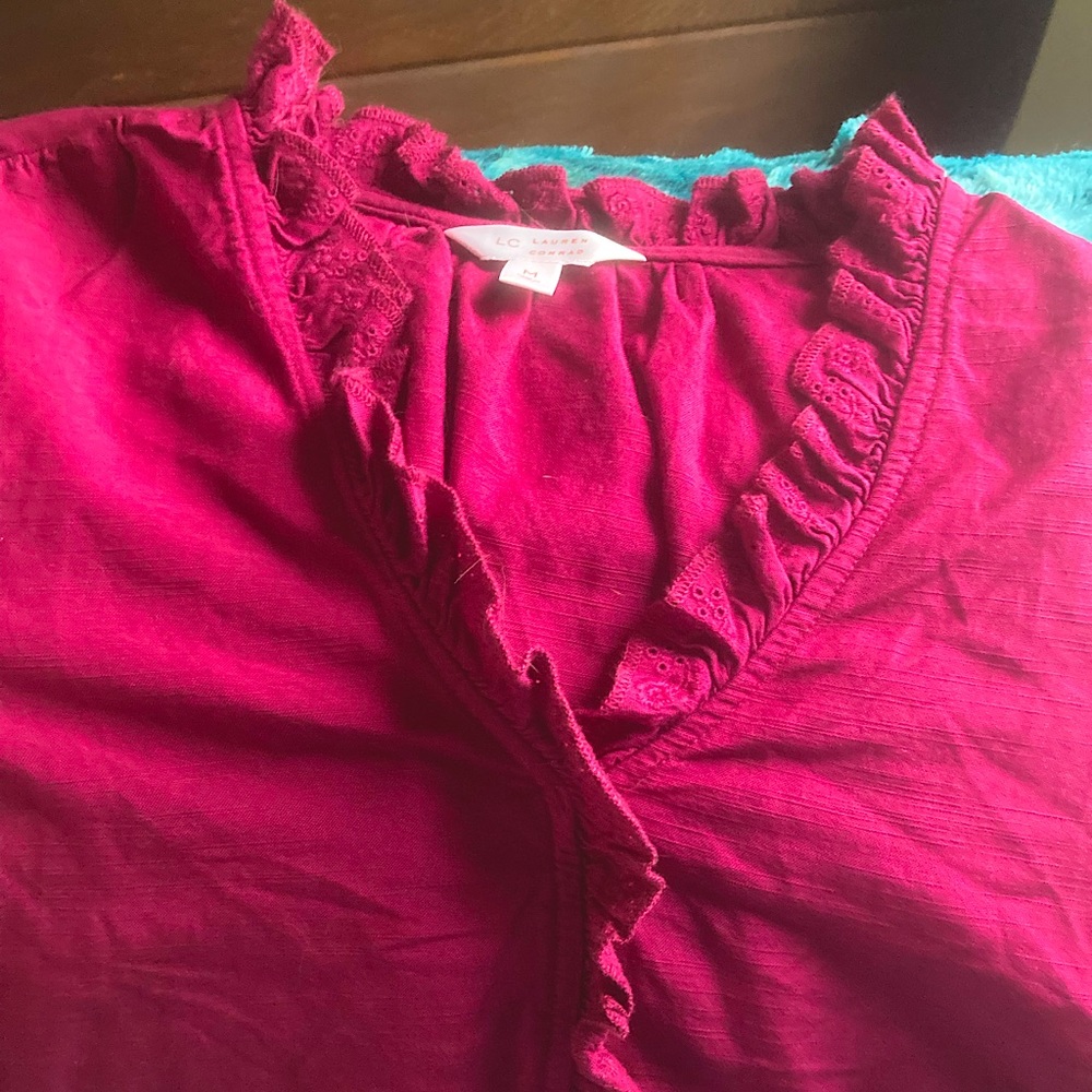 Lauren Conrad M Bohemian V neck